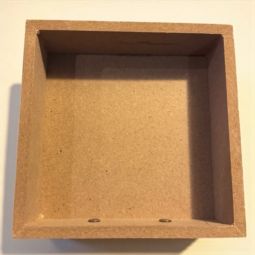 Stylish Distressed Collectible Boxes - Perfect for Keys & Coins! 2 Designs I NWT